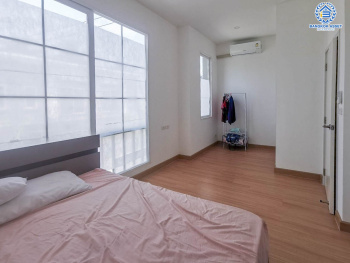 *****ทาวน์เฮ้าส์มือสองย่านนนทบุรี ม.คาซ่าซิตี้ ราชพฤกษ์-พระราม5 เนื้อที่ 18.5 ตร.ว. ฟังก์ชัน 3 ห้องนอน 2 ห้องน้ำ 2 ที่จอดรถ บนทำเลเยี่ยม เชื่อมต่อถนนหลายเส้นทาง ใกล้เซ็นทรัลเวสต์เกต และรถไฟฟ้าสายสีม่วง "สถานีบางพลู" จองด่วน!